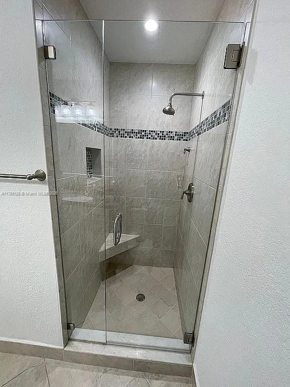 LAUDERDALE WEST 3 SEC - Residential