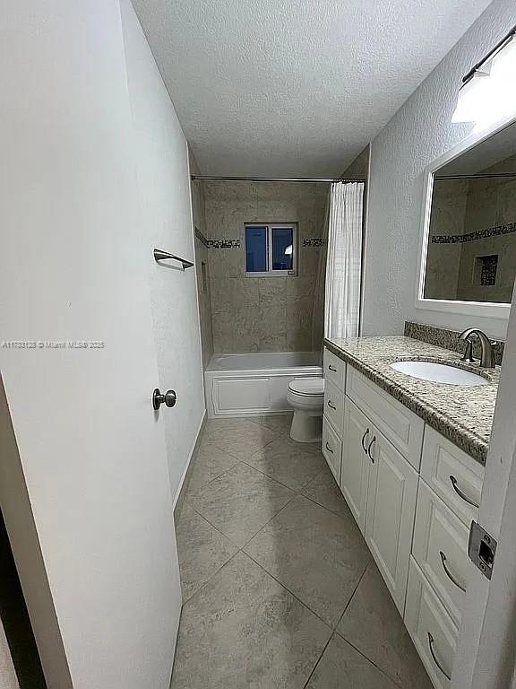 LAUDERDALE WEST 3 SEC - Residential