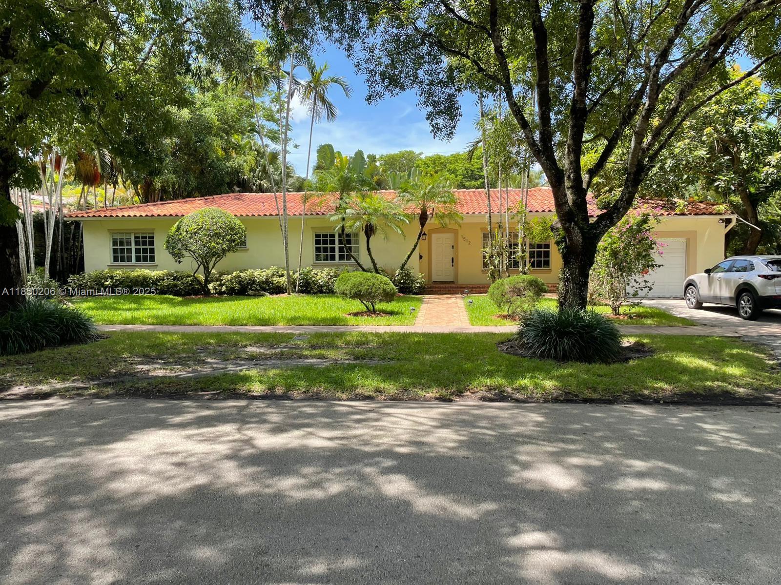 Beautiful house in the best neighborhood