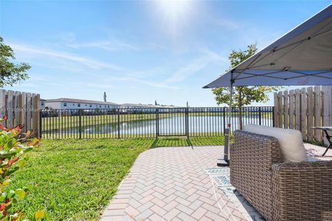 2312 NW 130th St Miami FL 33167