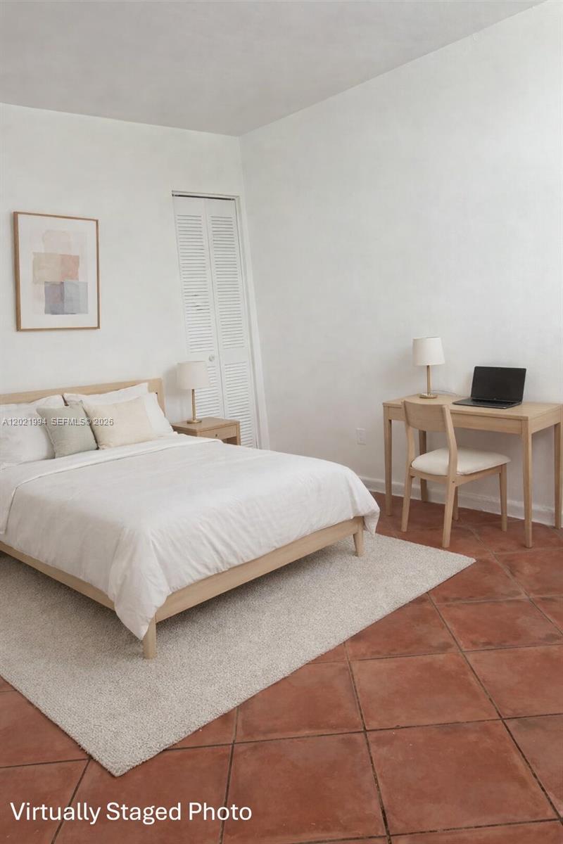NORTH BAY VILLAS CONDO - Residential