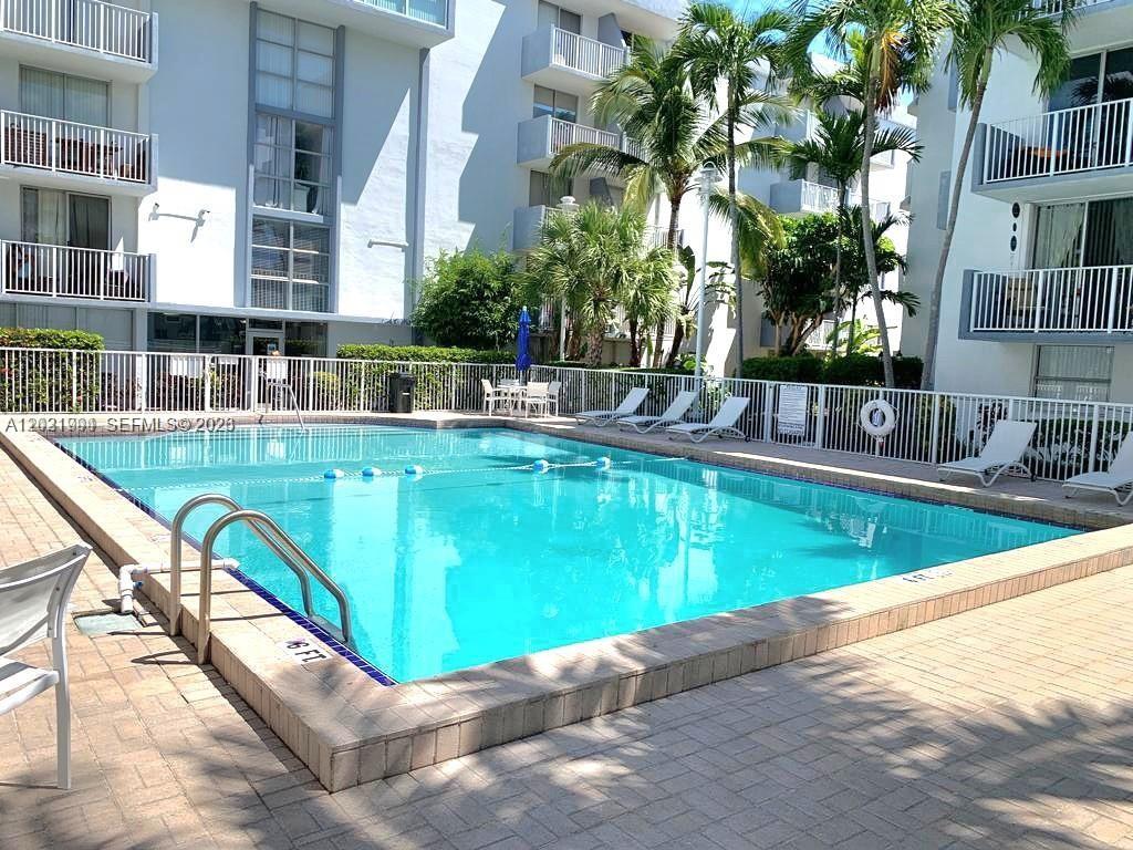 NORTH BAY VILLAS CONDO - Residential
