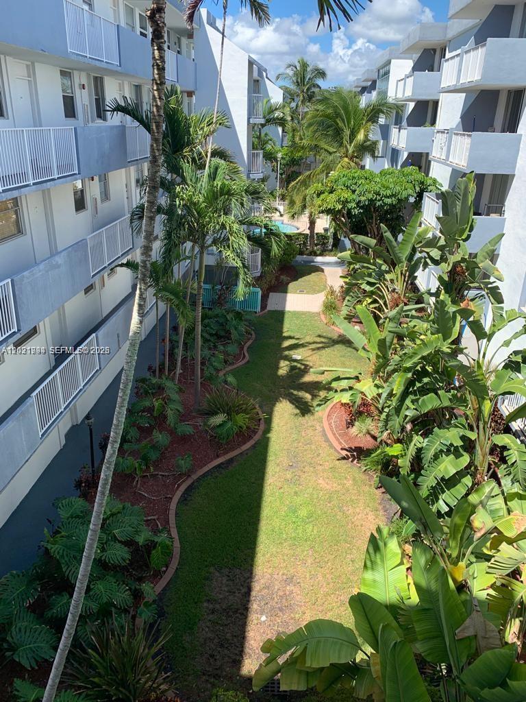 NORTH BAY VILLAS CONDO - Residential