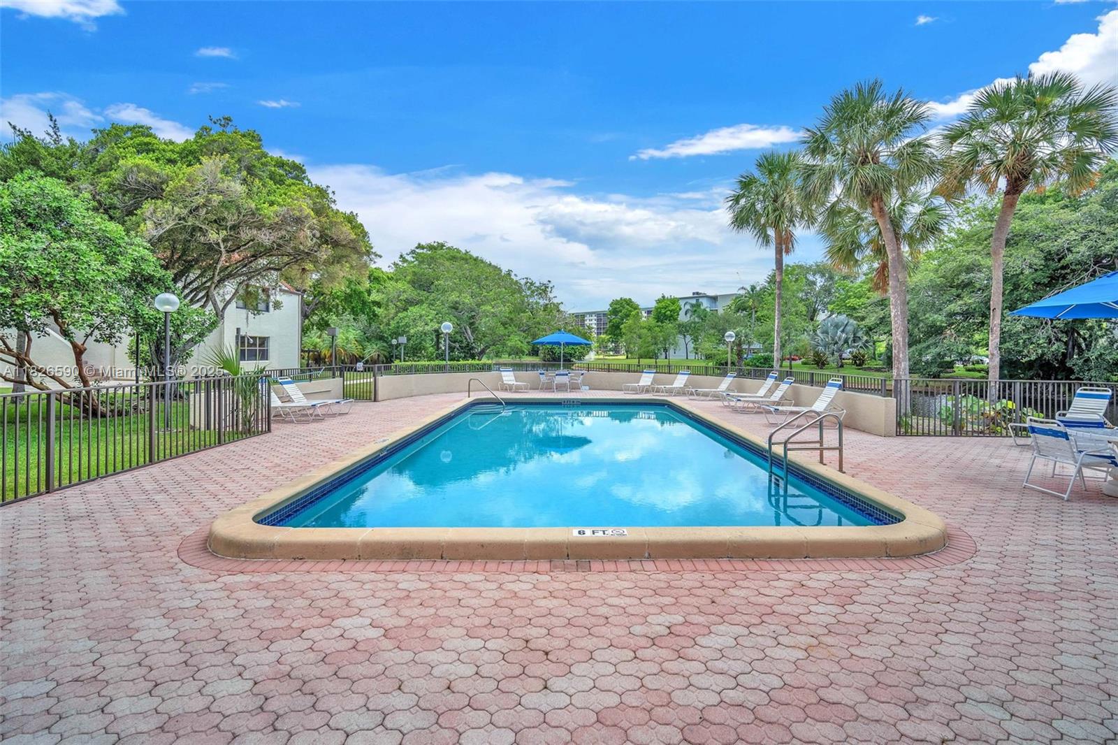 CYPRESS BEND I-A CONDO - Residential