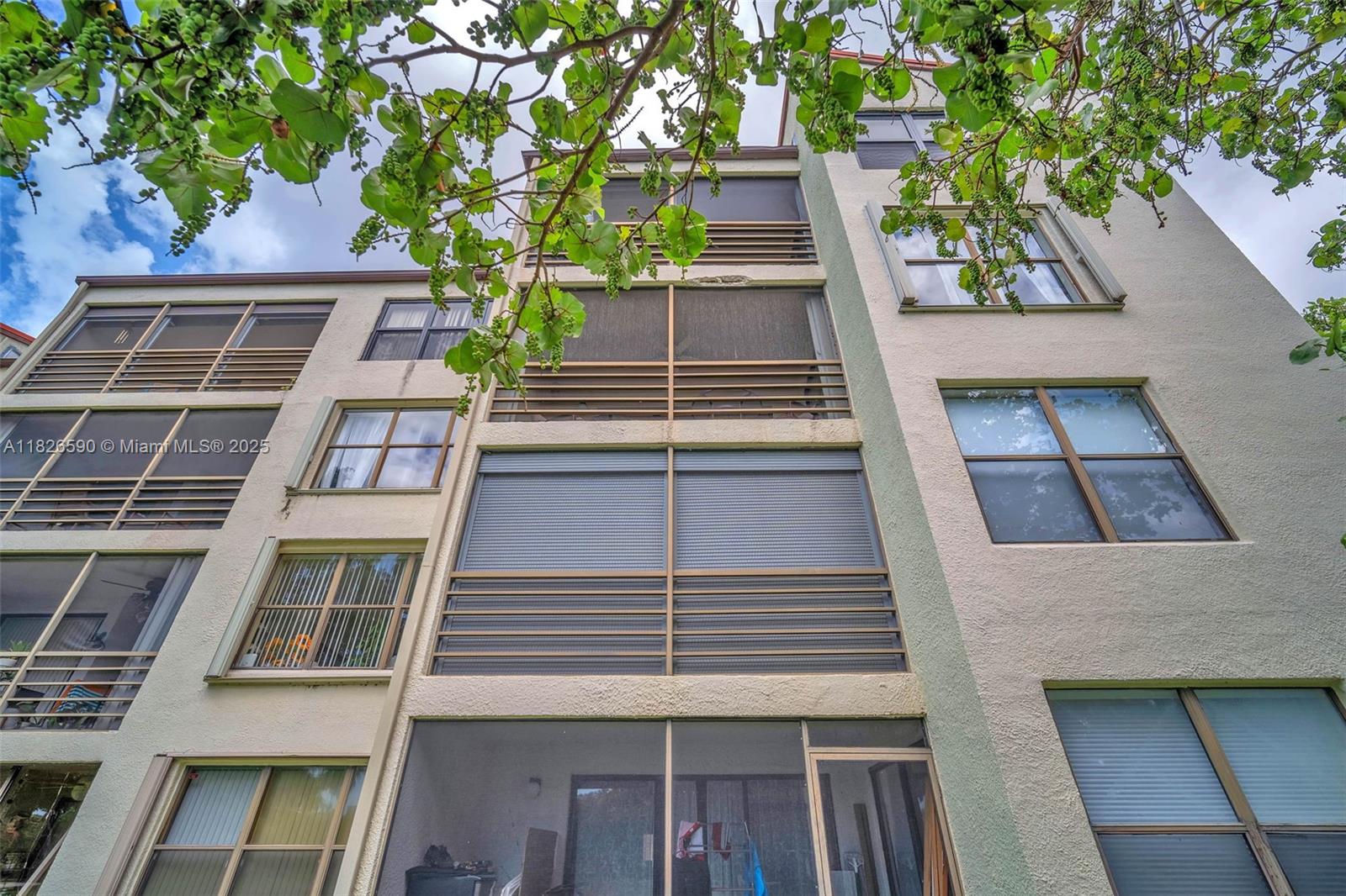 CYPRESS BEND I-A CONDO - Residential