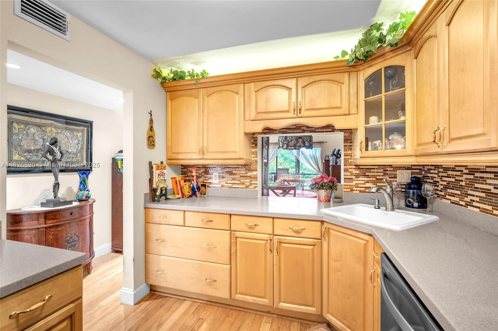 CYPRESS BEND I-A CONDO - Residential