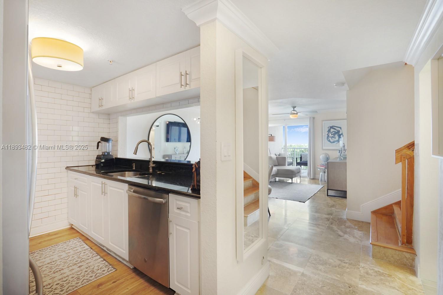 MARQUIS I OF CORAL WAY CO - Residential Lease