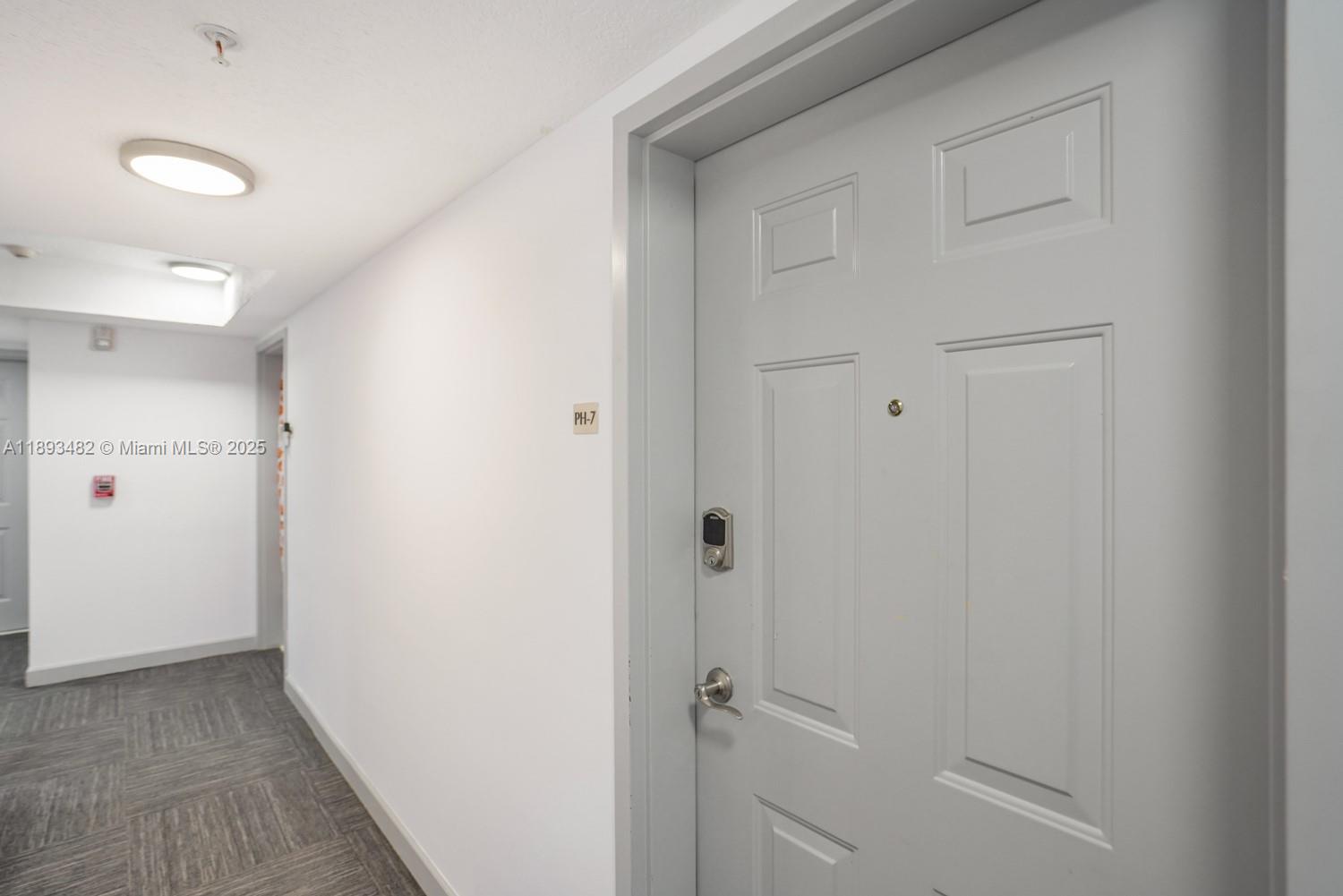 MARQUIS I OF CORAL WAY CO - Residential Lease
