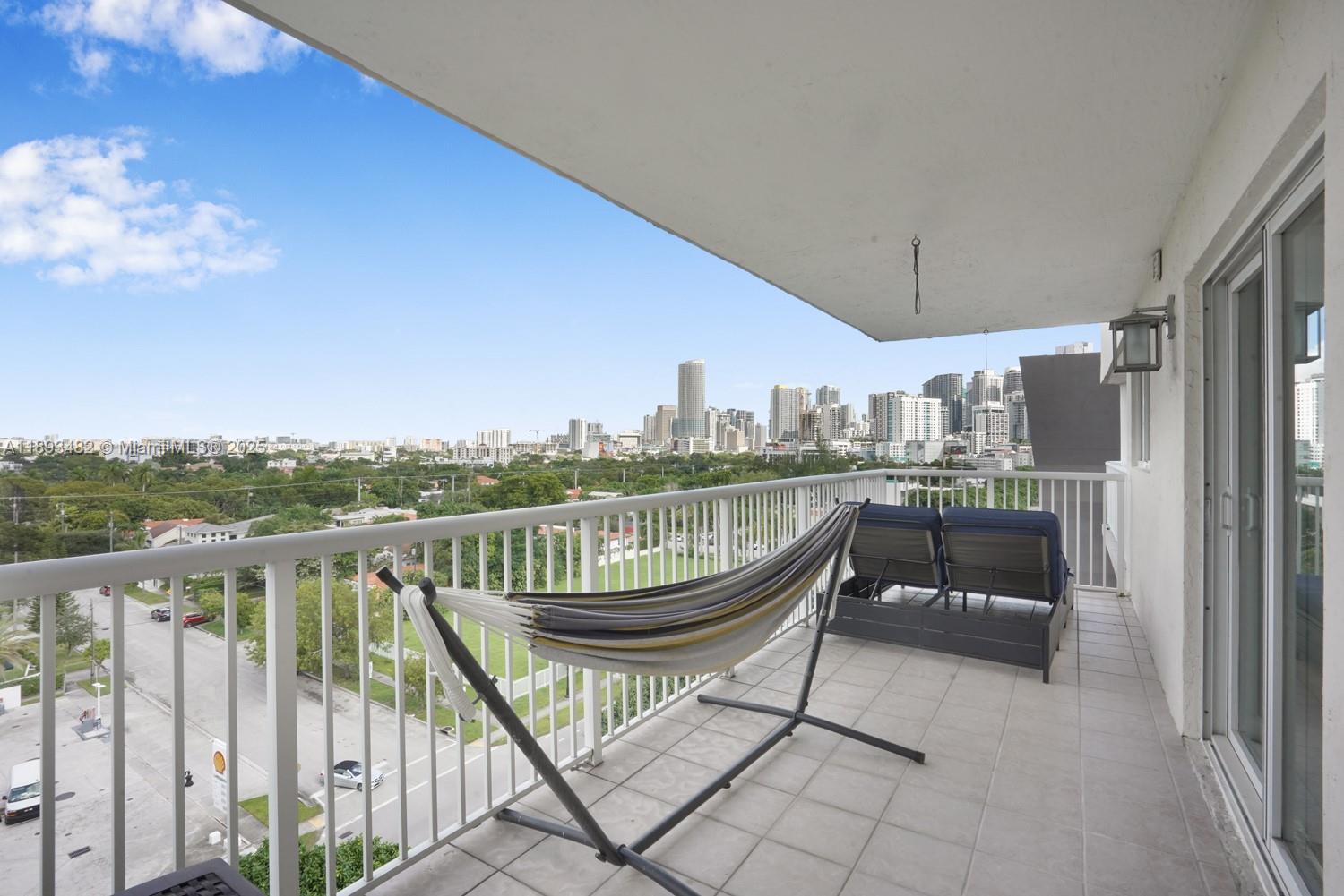 MARQUIS I OF CORAL WAY CO - Residential Lease