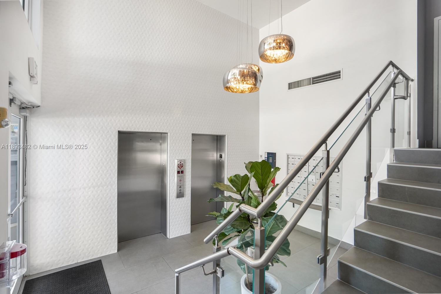 MARQUIS I OF CORAL WAY CO - Residential Lease