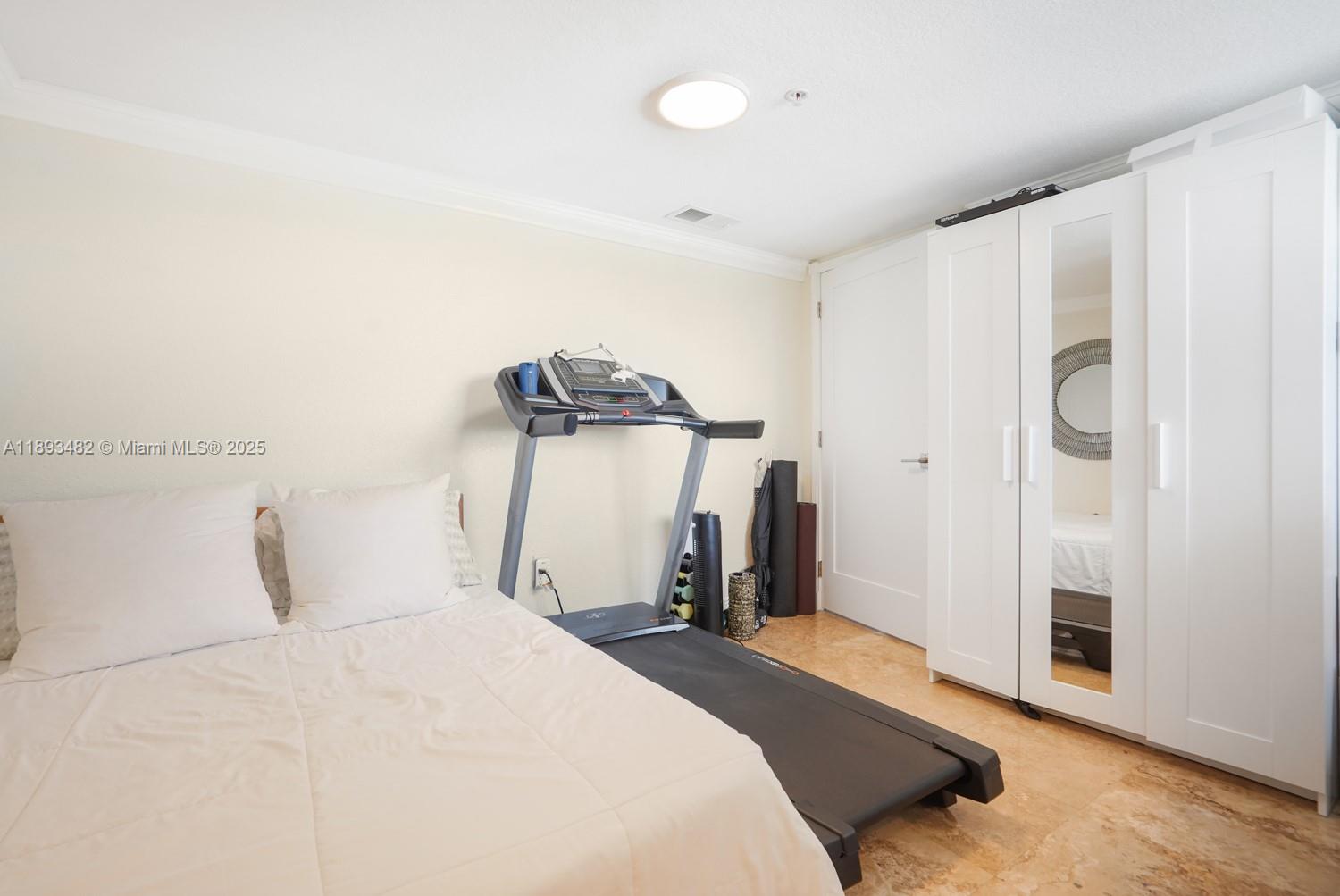 MARQUIS I OF CORAL WAY CO - Residential Lease