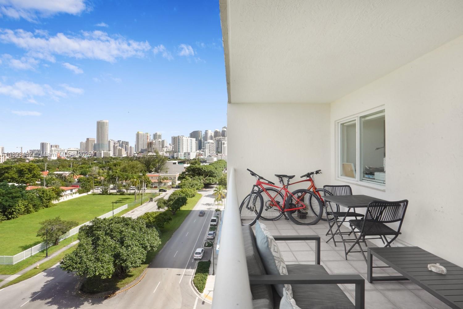 MARQUIS I OF CORAL WAY CO - Residential Lease
