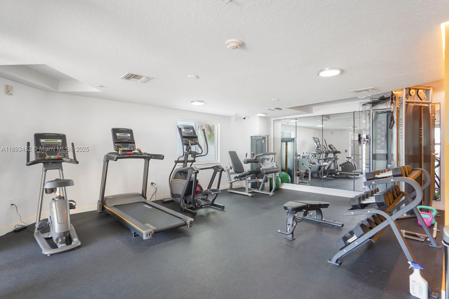 MARQUIS I OF CORAL WAY CO - Residential Lease