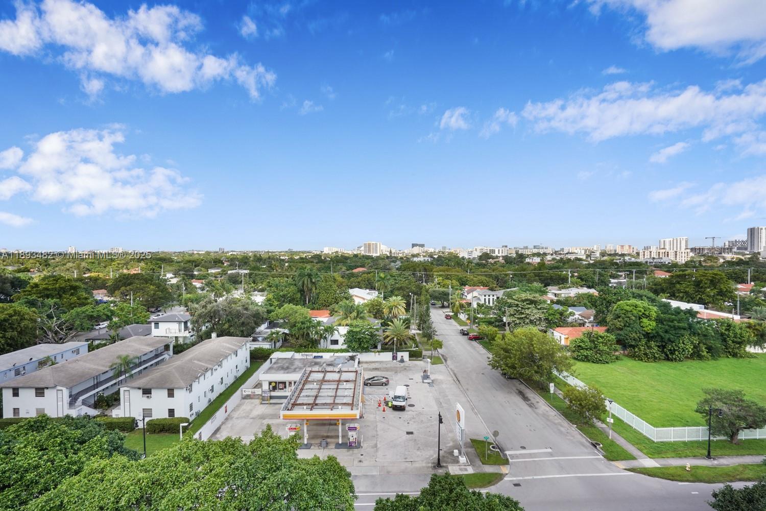 MARQUIS I OF CORAL WAY CO - Residential Lease