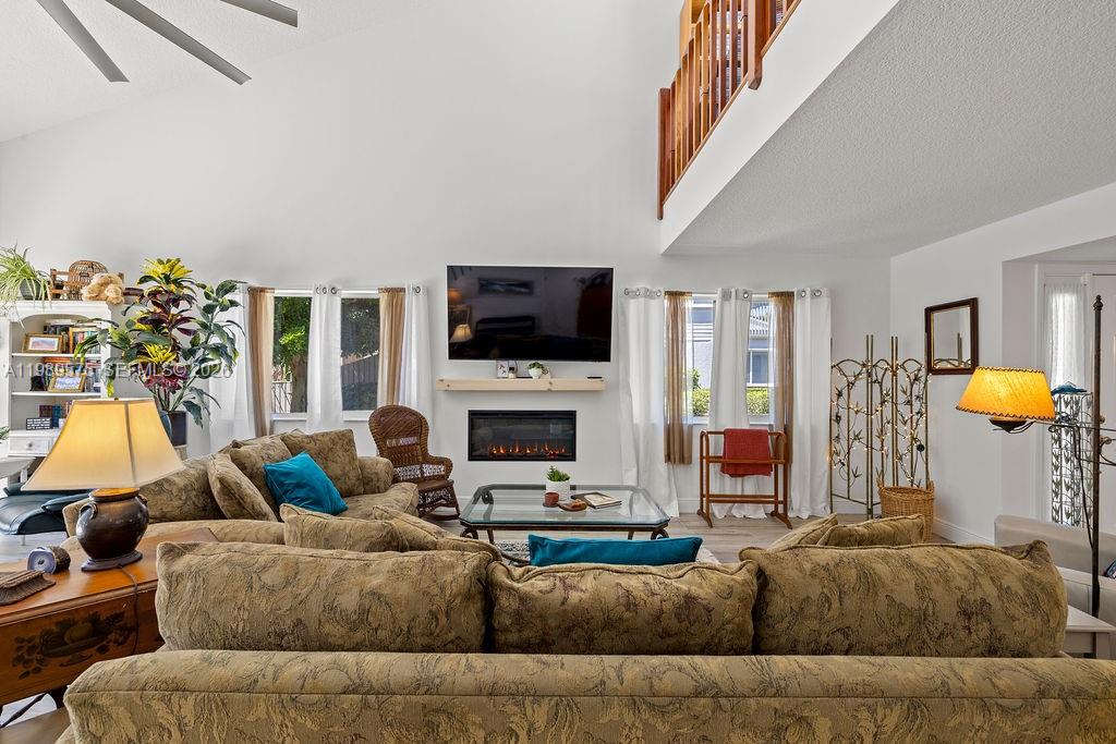 BREAKERS LANDING, A CONDO - Residential