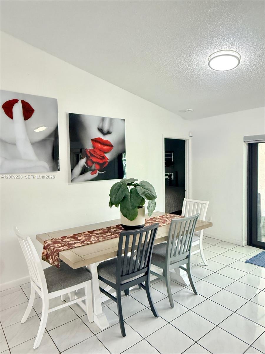 LAZARUS ON RICHMOND - Residential