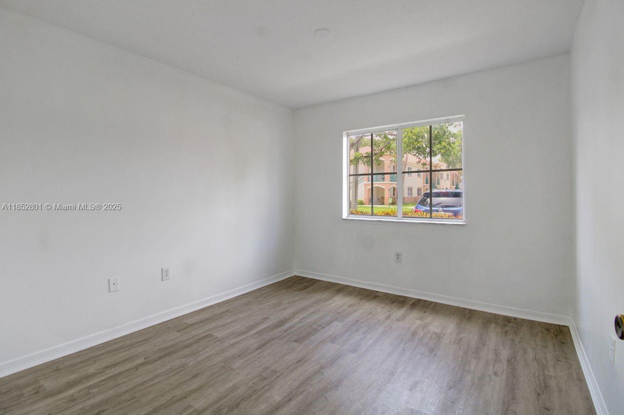 VENETIA GARDENS SOUTH CON - Residential