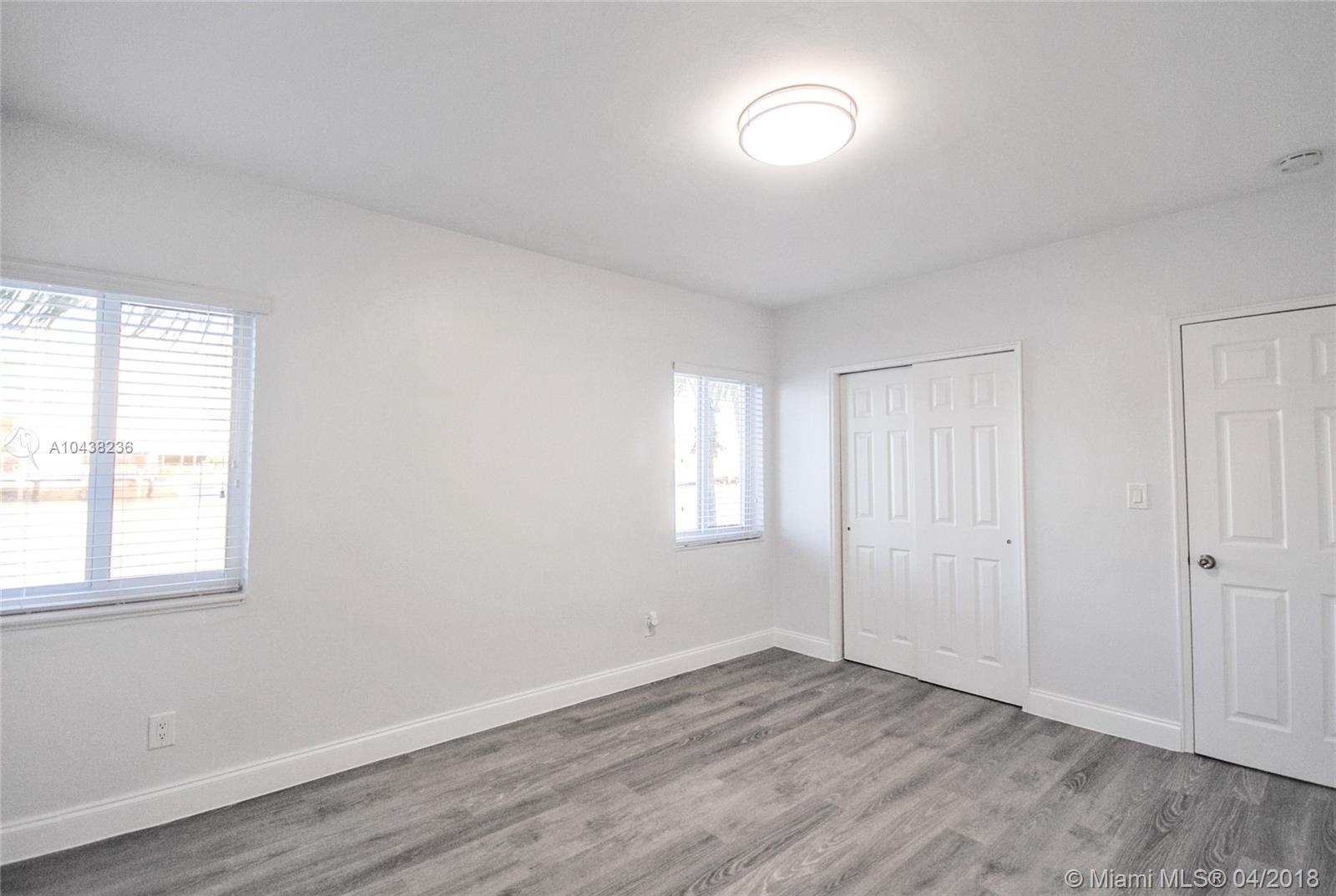 2 53 42 BEACH BAY SUB - Residential Lease