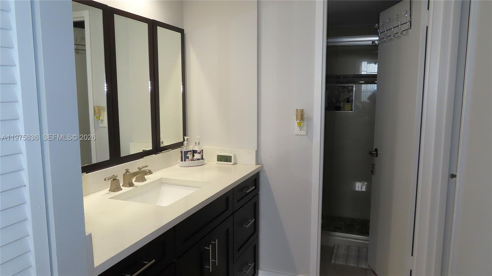 ARLEN BEACH CONDO - Residential Lease