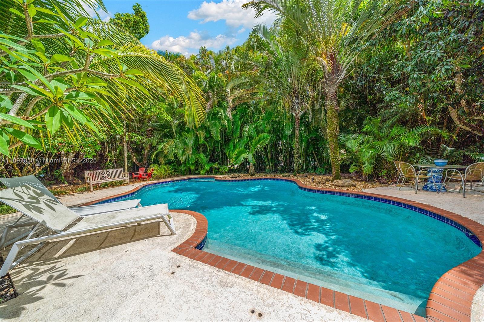 C G BISC BAY SEC 1 PL A - Residential Lease