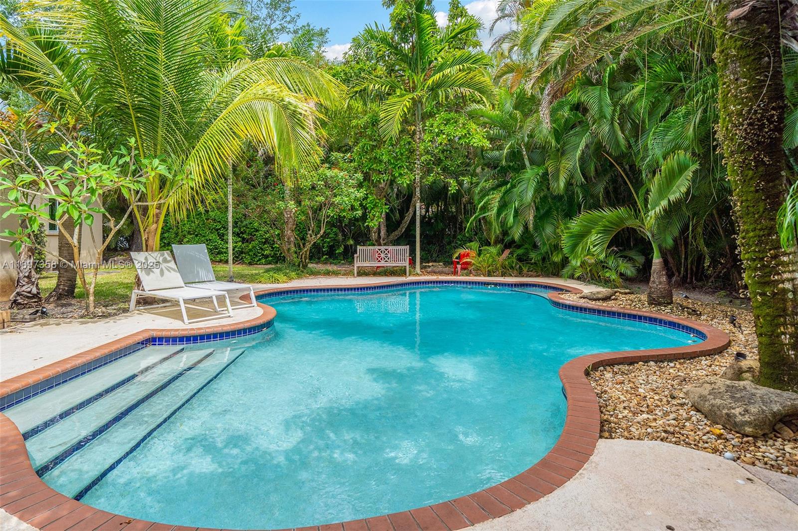 614 San Servando Ave