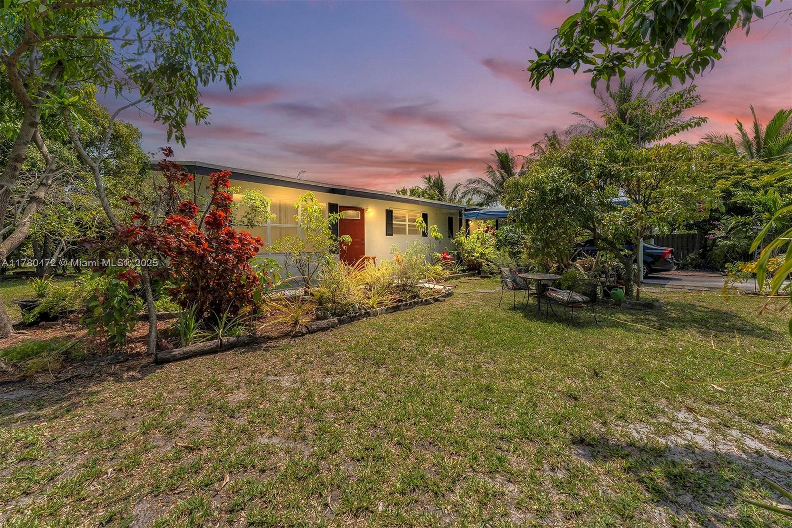 LAUDERDALE LITTLE RANCHES - Land