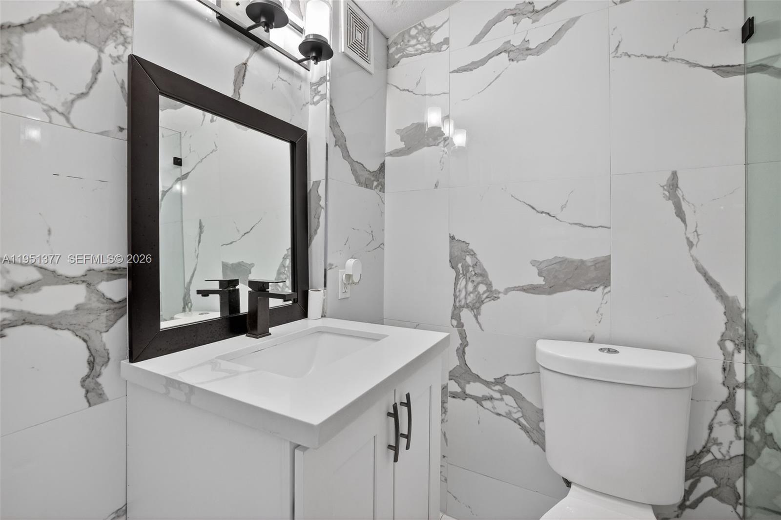 NORTH ANDREWS GARDENS FIR - Residential