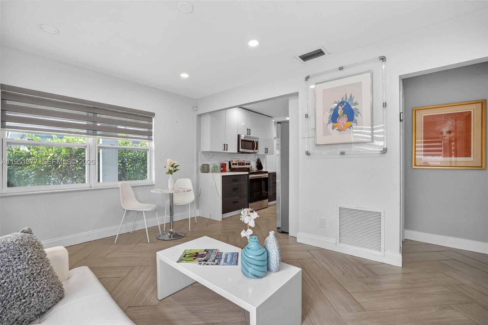 NORTH ANDREWS GARDENS FIR - Residential