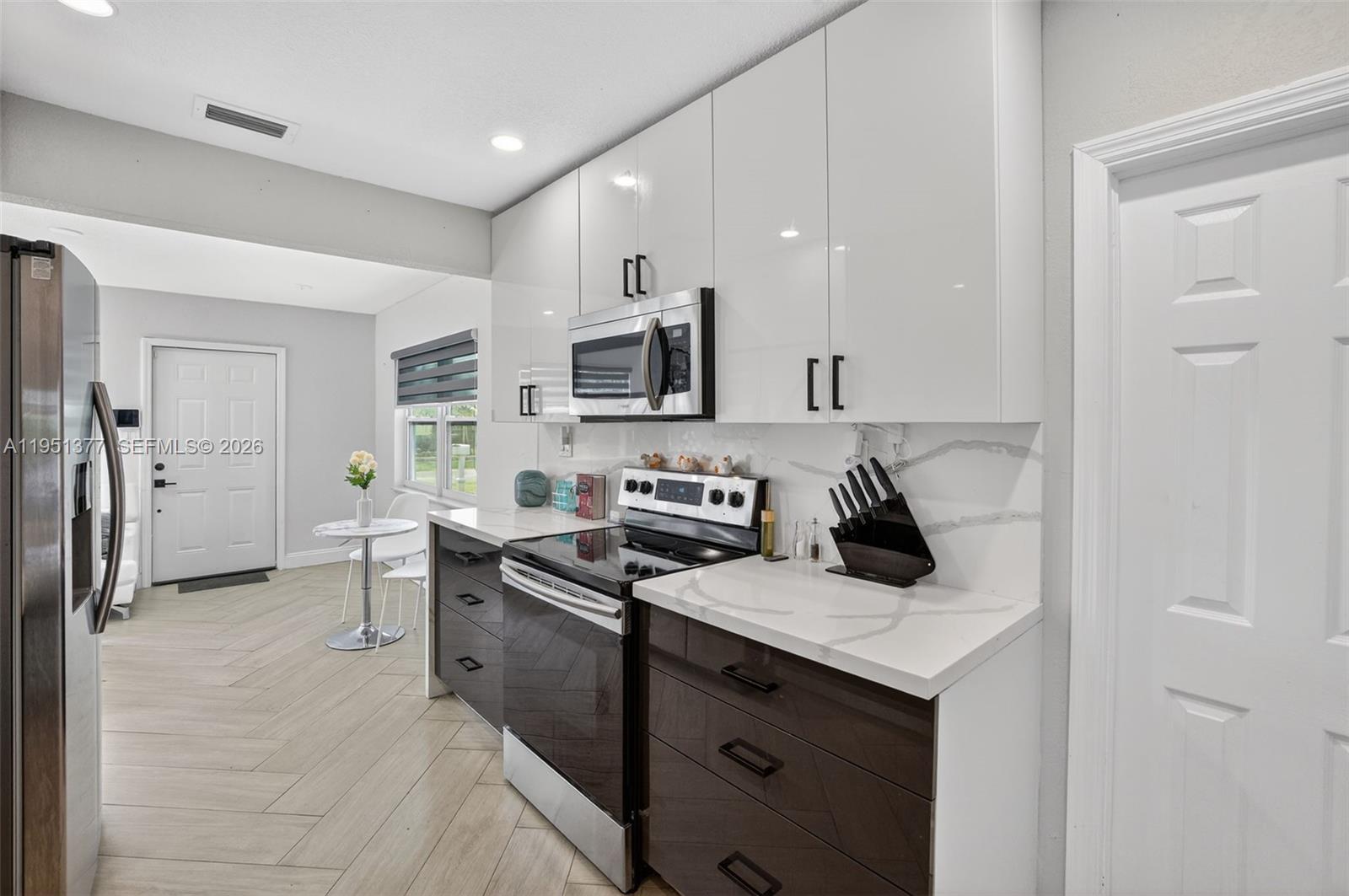 NORTH ANDREWS GARDENS FIR - Residential