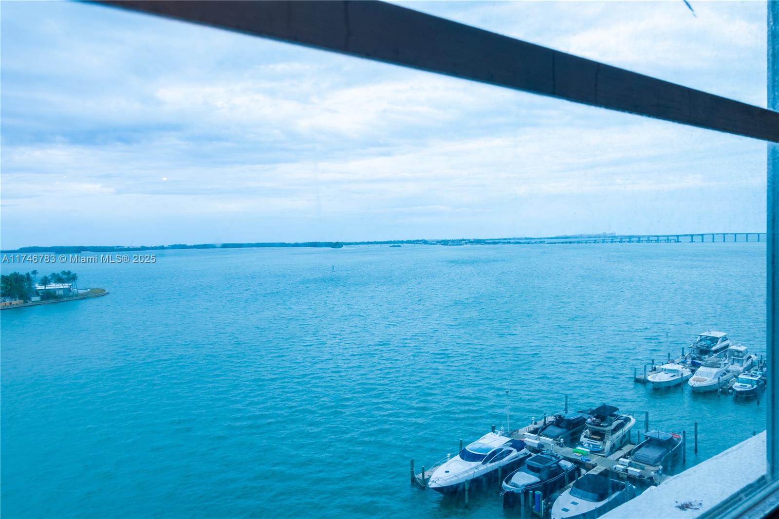 Property for Sale at 801 Brickell Bay Dr 1069, Miami, Broward County, Florida - Bathrooms: 1  - $325,000