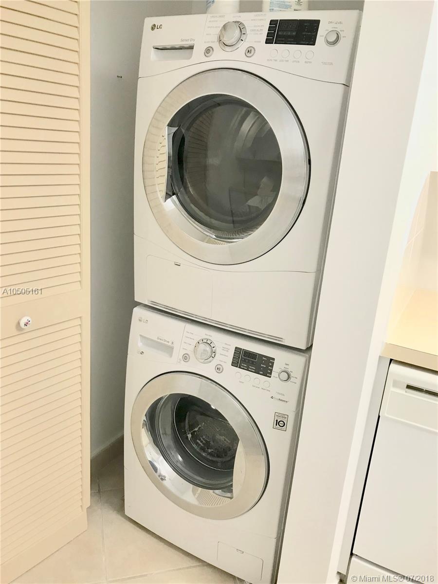 THE ROYAL CLUB CONDO - Residential Lease