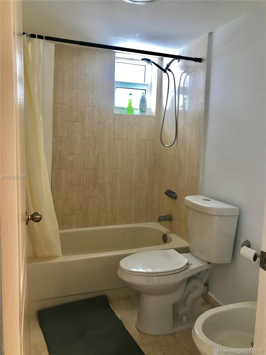 THE ROYAL CLUB CONDO - Residential Lease