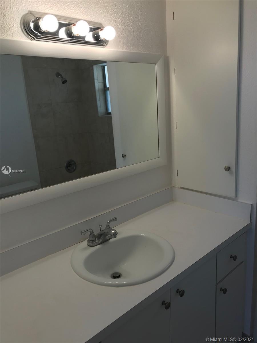 THREE SEASONS - Residential