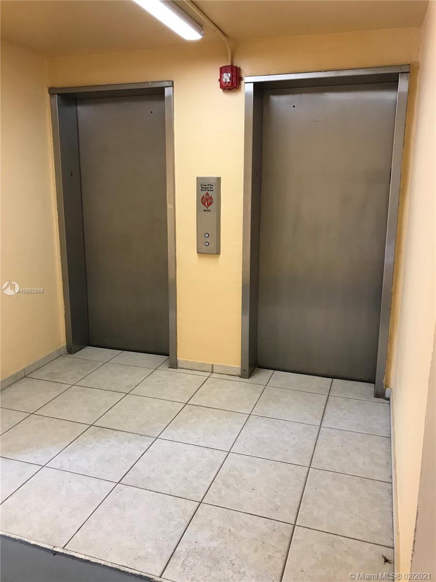 THREE SEASONS - Residential