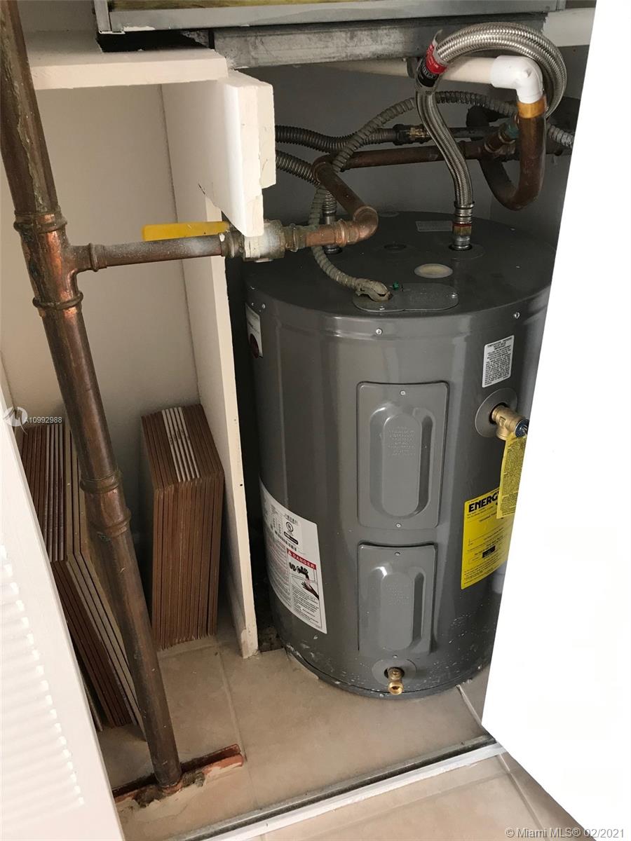 THREE SEASONS - Residential