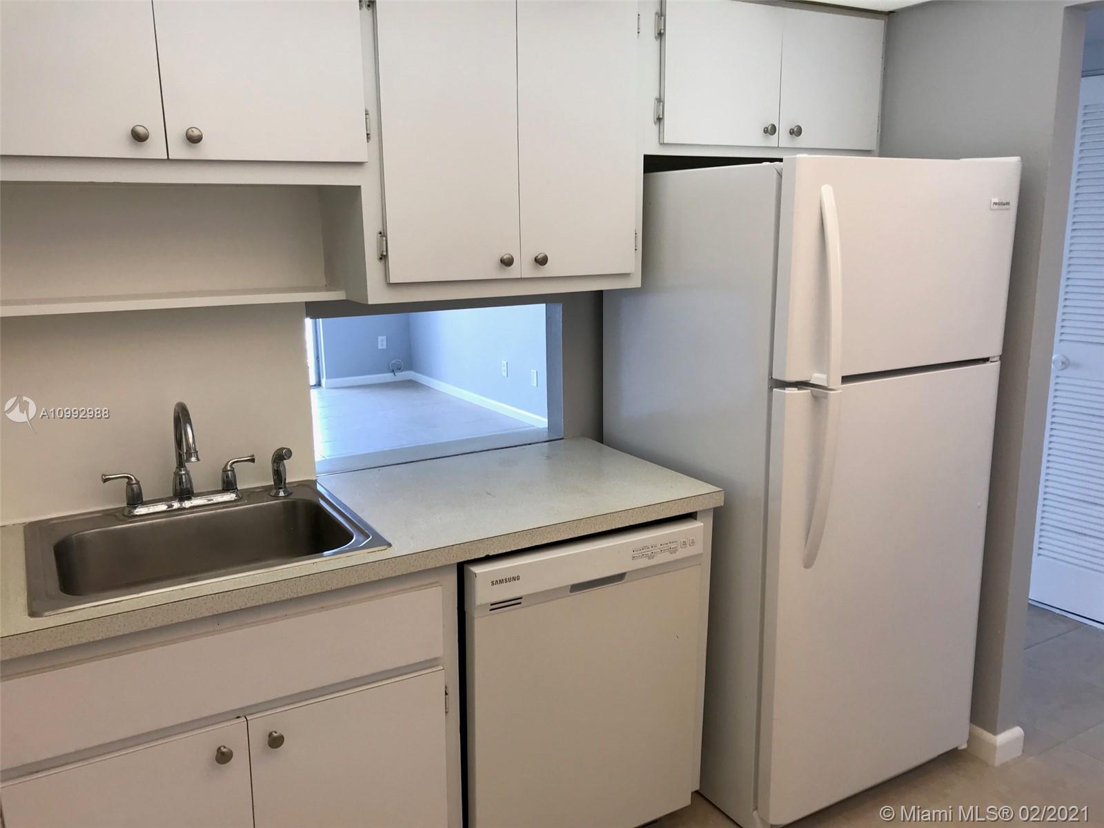 THREE SEASONS - Residential