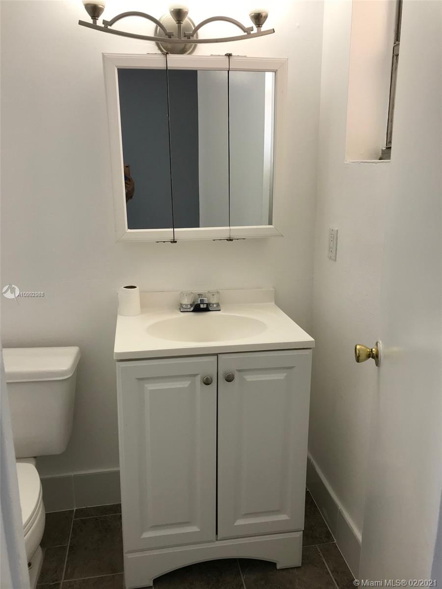 THREE SEASONS - Residential