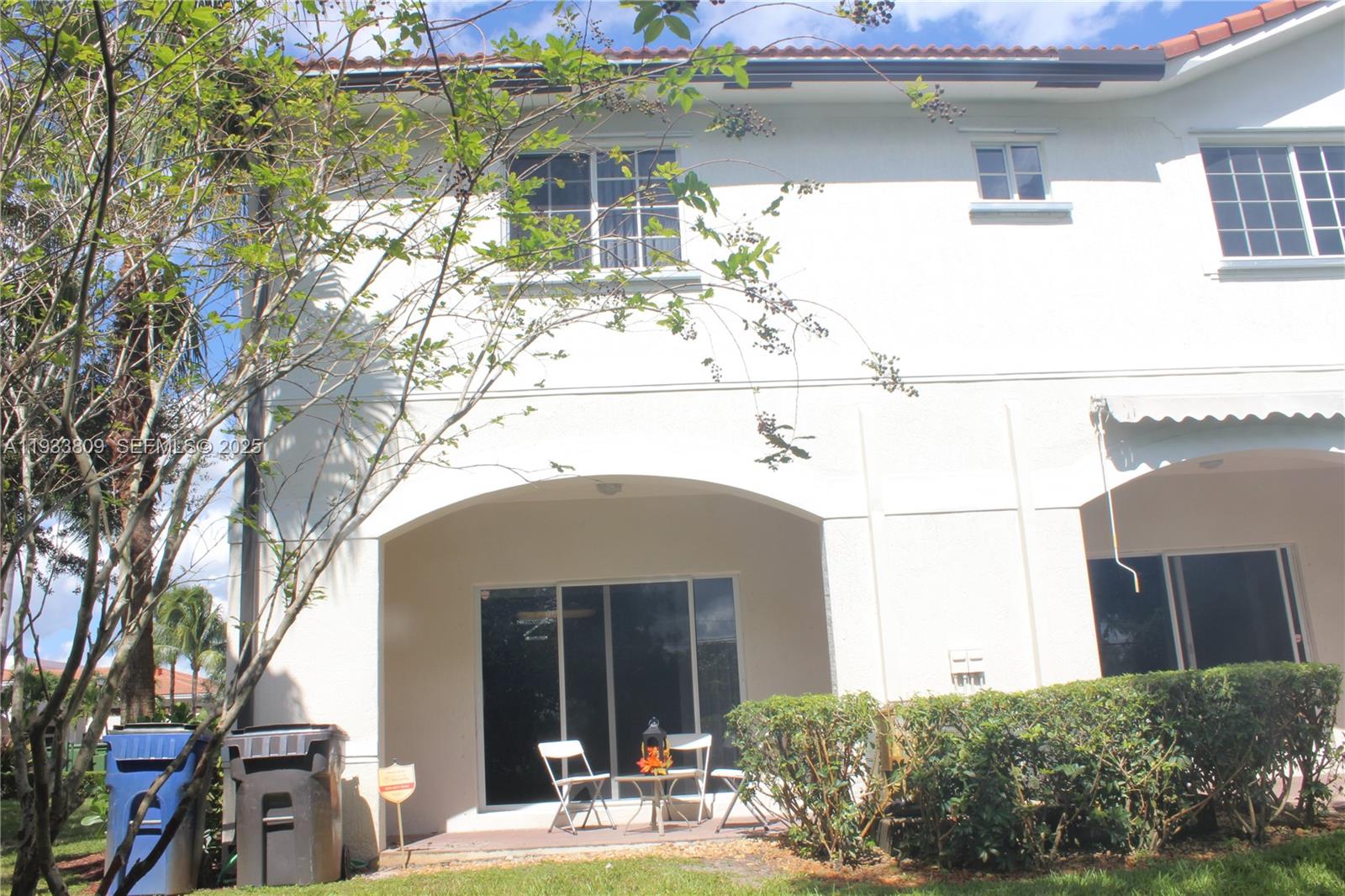 UNITED HOMES AT BELLA VIS - Residential Lease