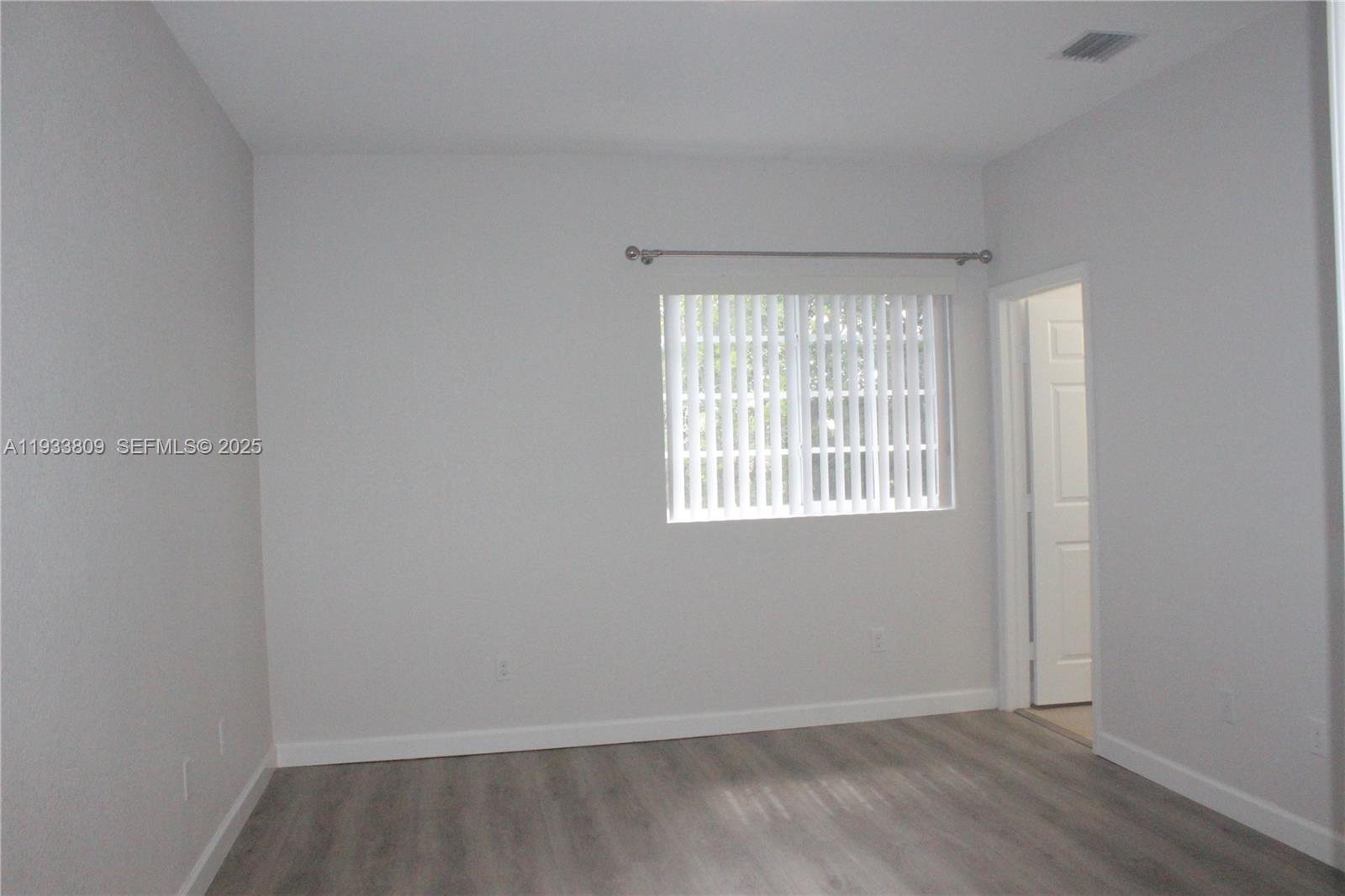 UNITED HOMES AT BELLA VIS - Residential Lease