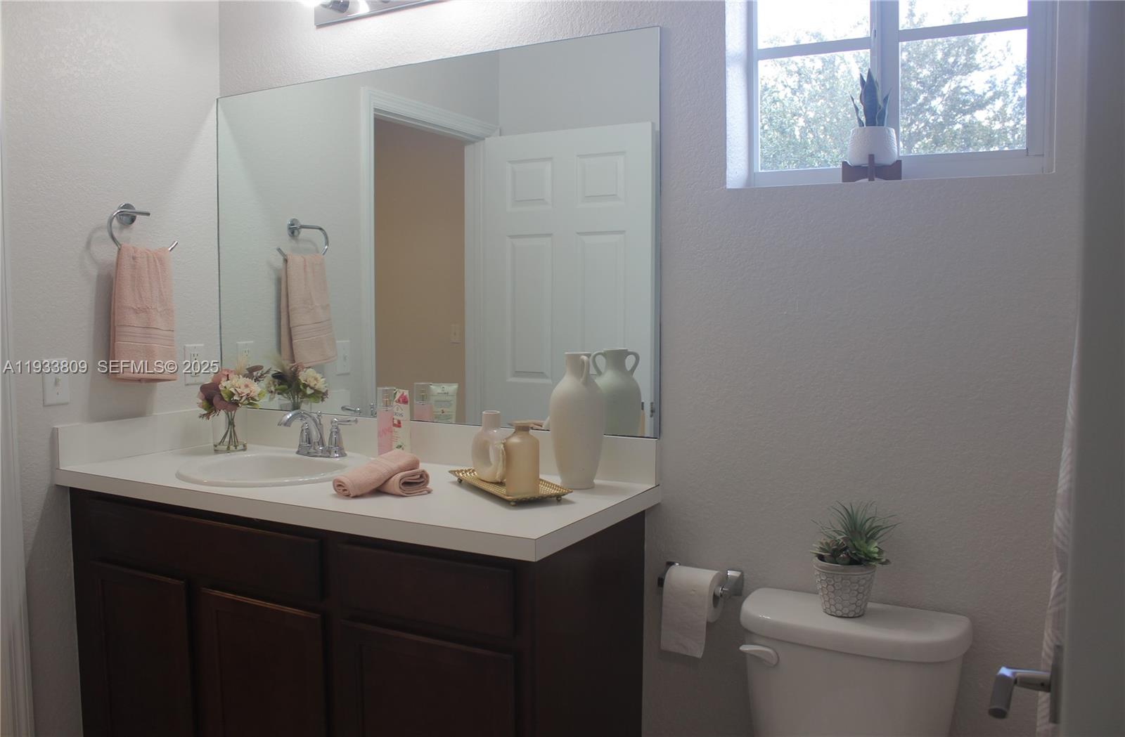 UNITED HOMES AT BELLA VIS - Residential Lease