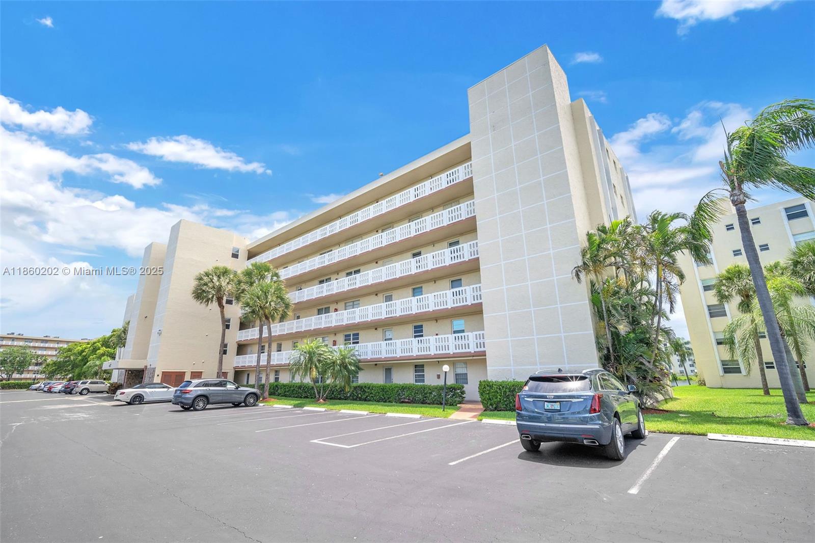 121 SE 3rd Ave 601