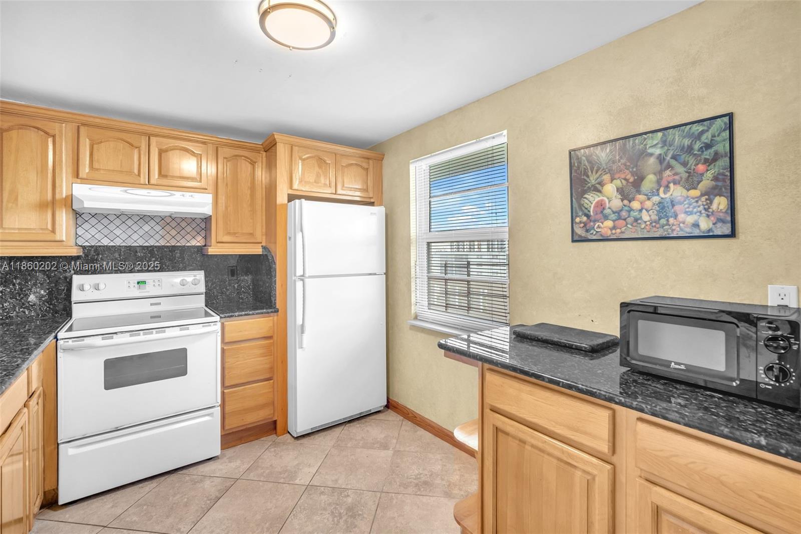 MEADOWBROOK LAKES VIEW CO - Residential