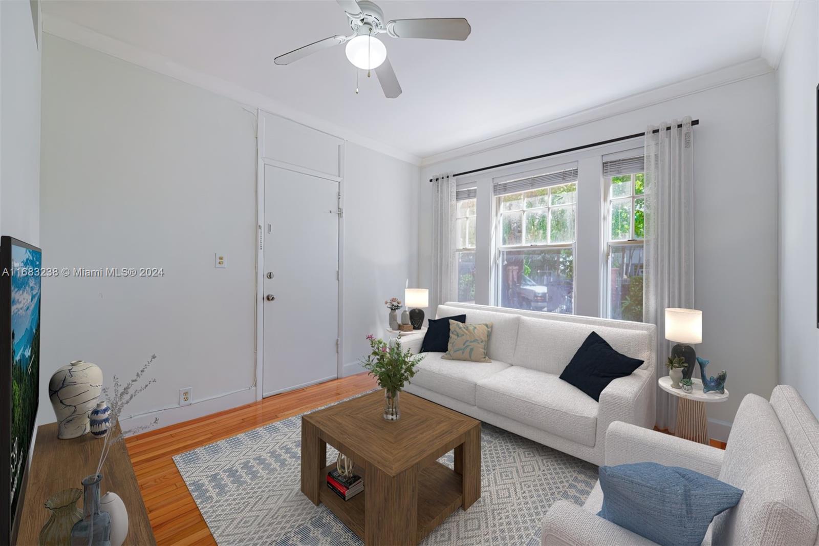 642 Michigan Ave 1