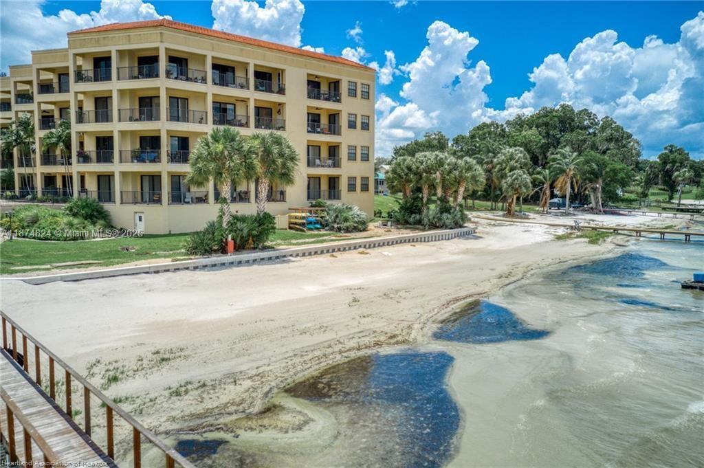 Majestic Cv - Residential