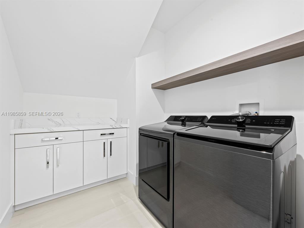 CORAL RIDGE GALT ADD NO 2 - Residential Lease