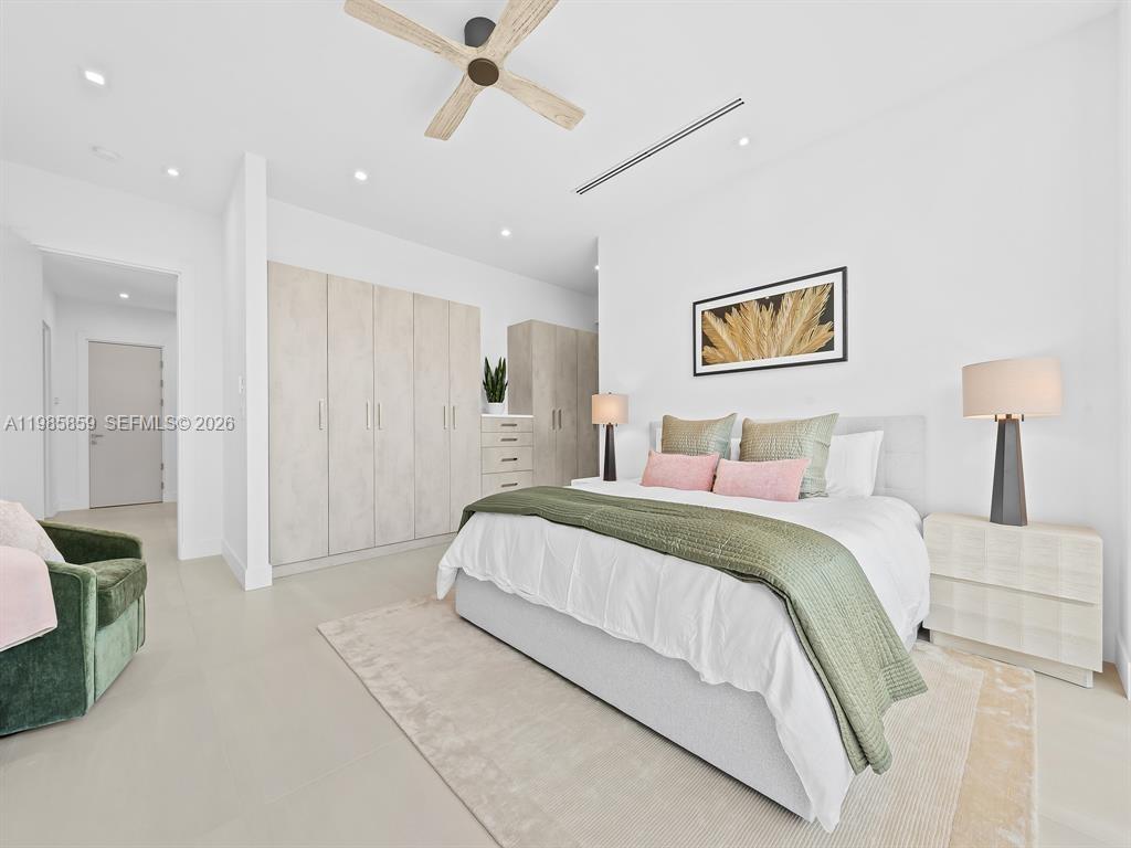 CORAL RIDGE GALT ADD NO 2 - Residential Lease