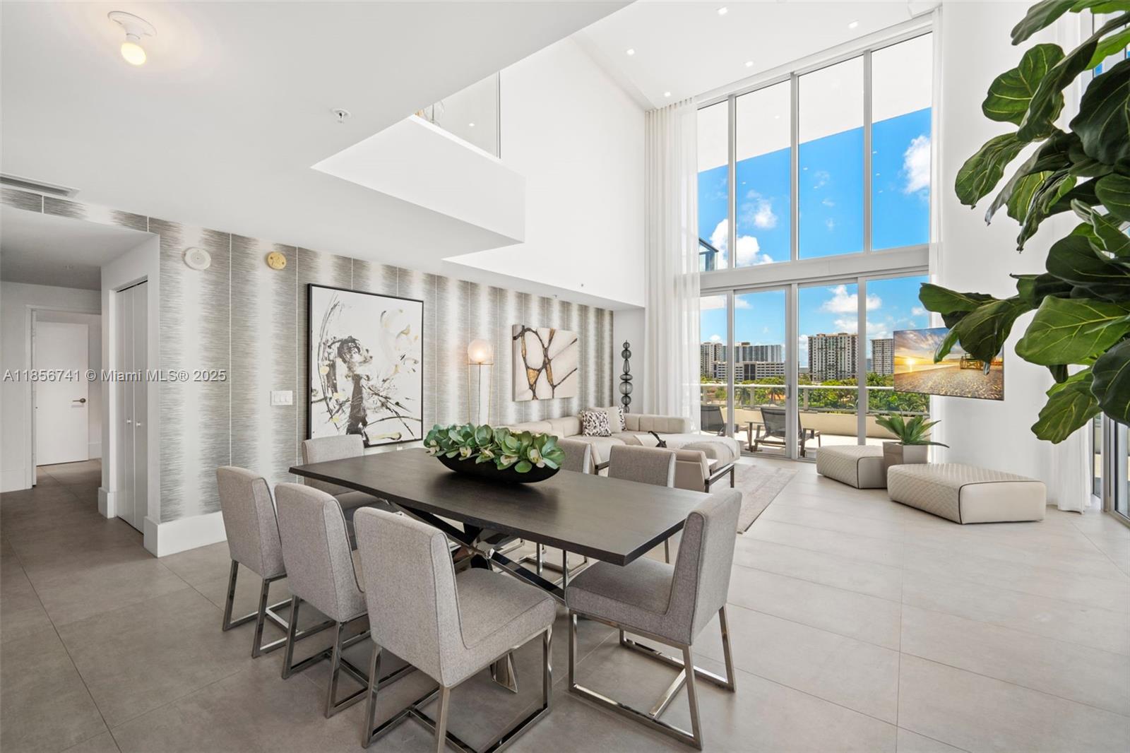 PARQUE TOWERS CONDO - Residential