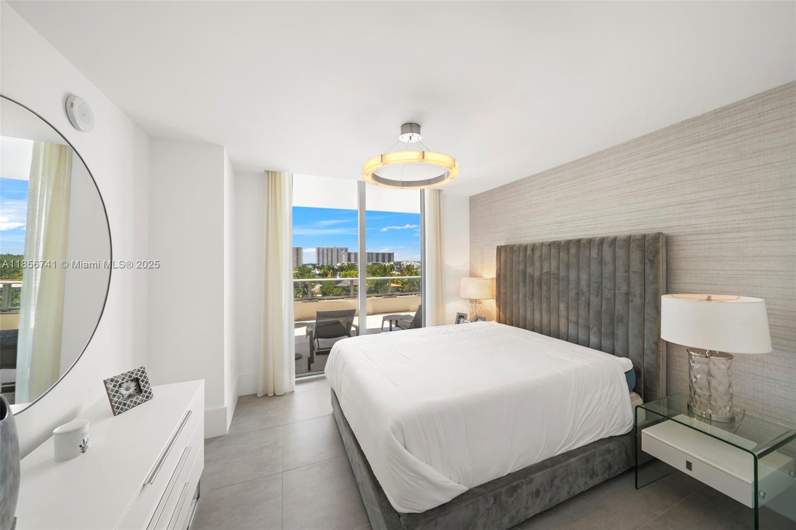 PARQUE TOWERS CONDO - Residential