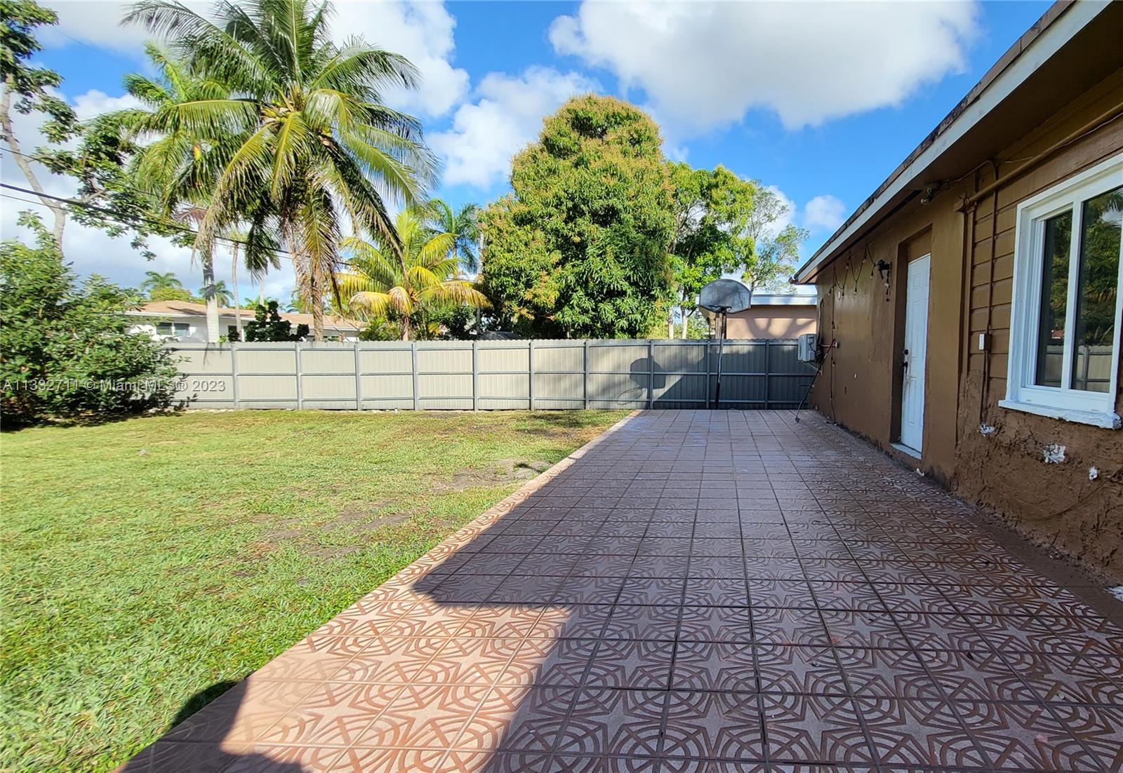 OAK RANCH MANOR CORR PL O - Residential