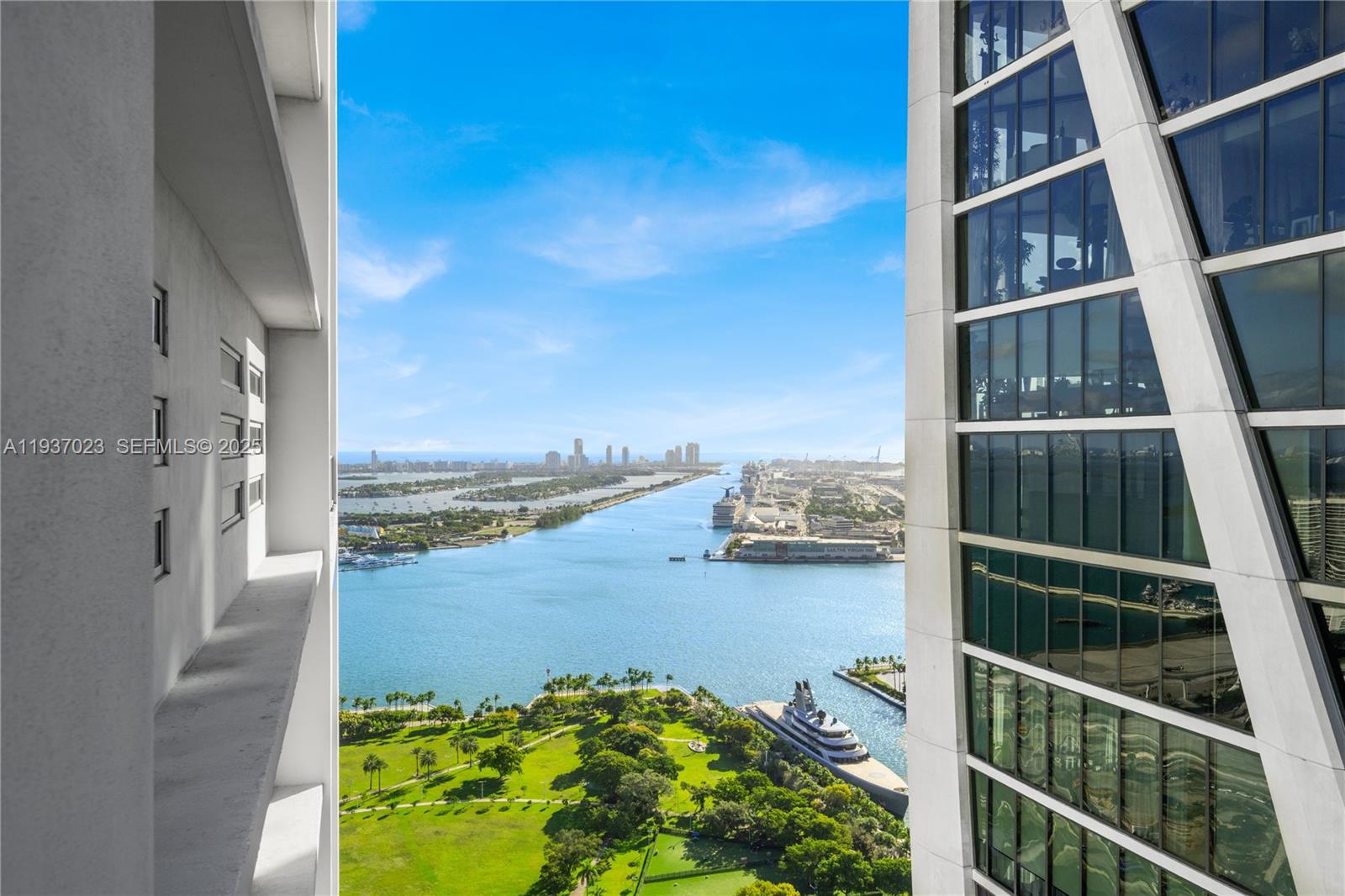 TEN MUSEUM PK RESIDENTIAL - Residential